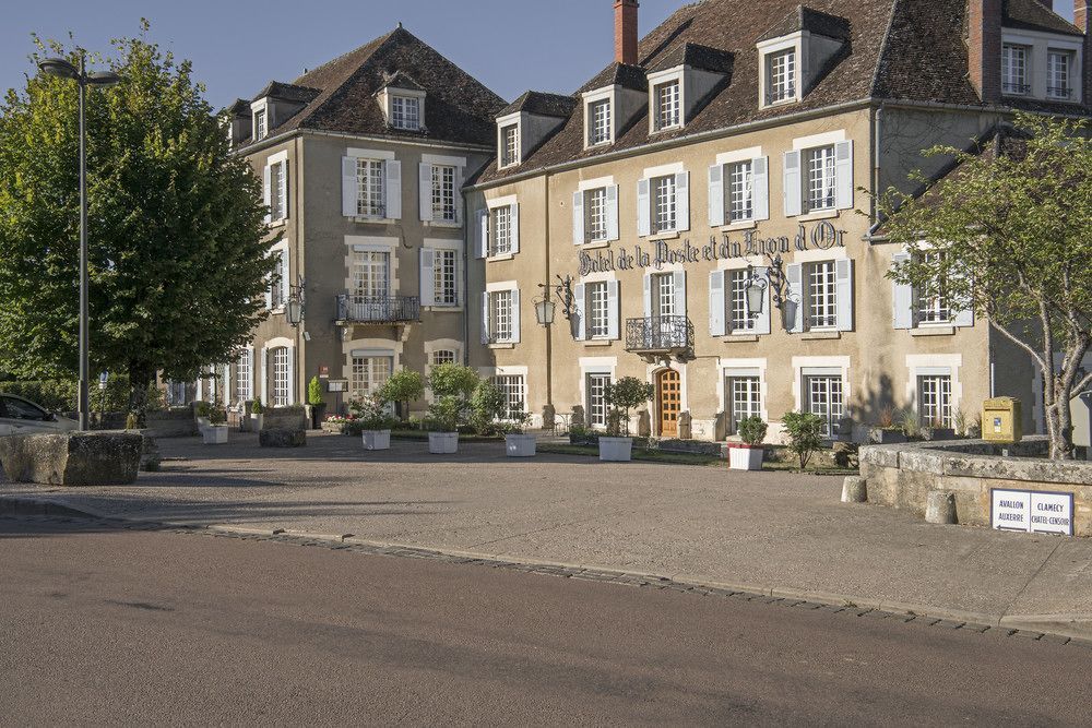 Hotel Restaurant De La Poste & Du Lion D'Or Vezelay Exterior photo